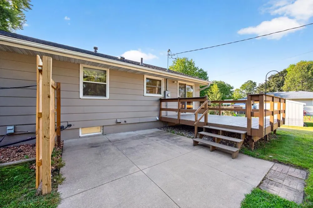 2817 15th Avenue NW Rochester, MN 55901