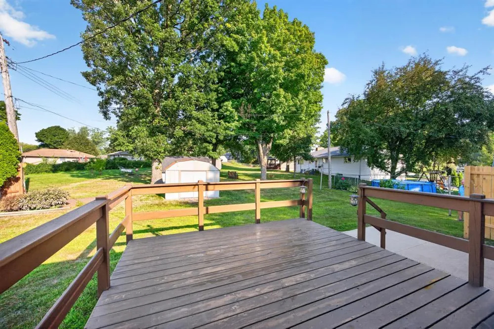 2817 15th Avenue NW Rochester, MN 55901