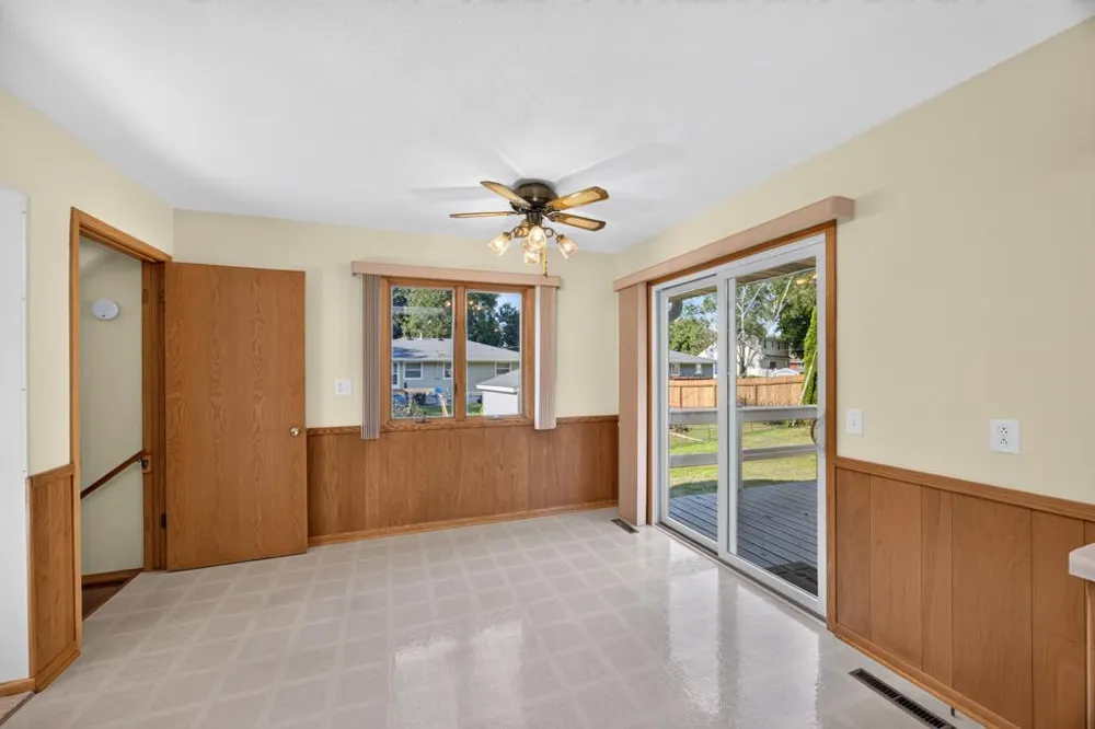2817 15th Avenue NW Rochester, MN 55901