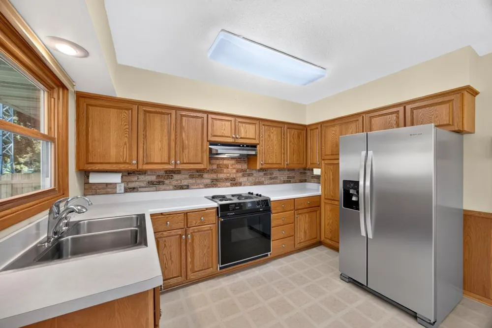 2817 15th Avenue NW Rochester, MN 55901