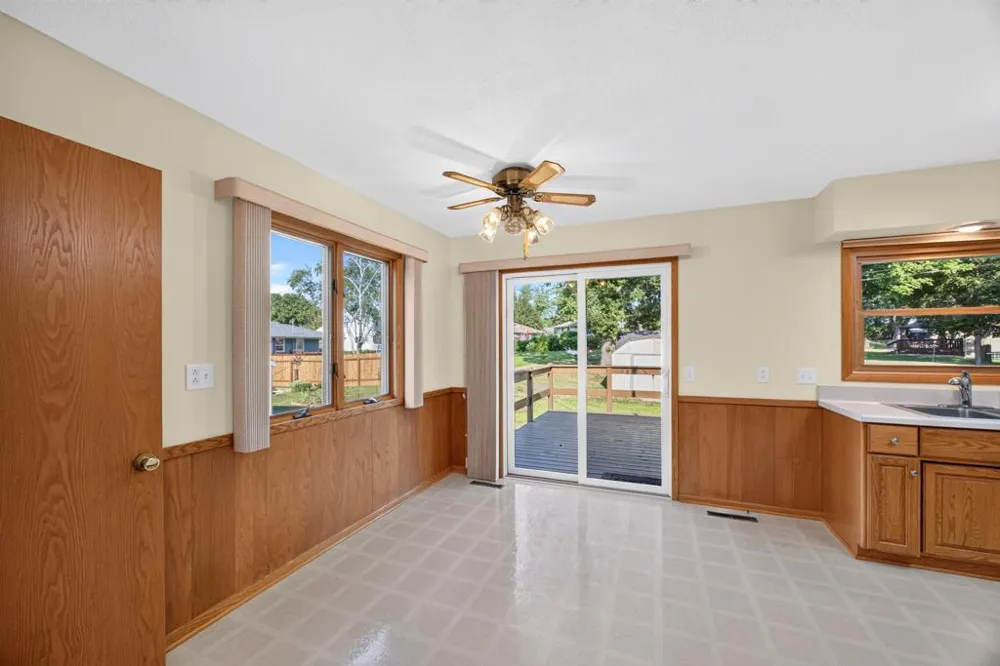 2817 15th Avenue NW Rochester, MN 55901