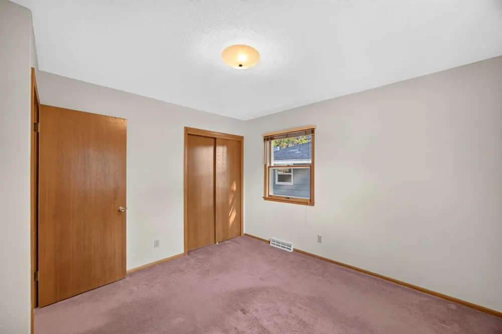 2817 15th Avenue NW Rochester, MN 55901
