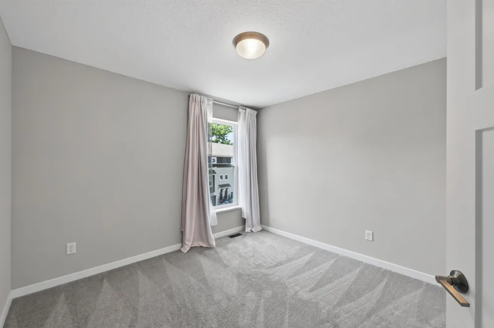 1546 Timberwood Lane West Saint Paul, MN 55118