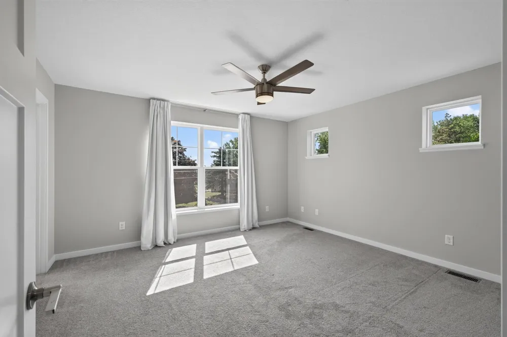 1546 Timberwood Lane West Saint Paul, MN 55118