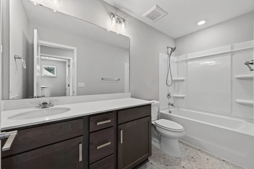 1546 Timberwood Lane West Saint Paul, MN 55118