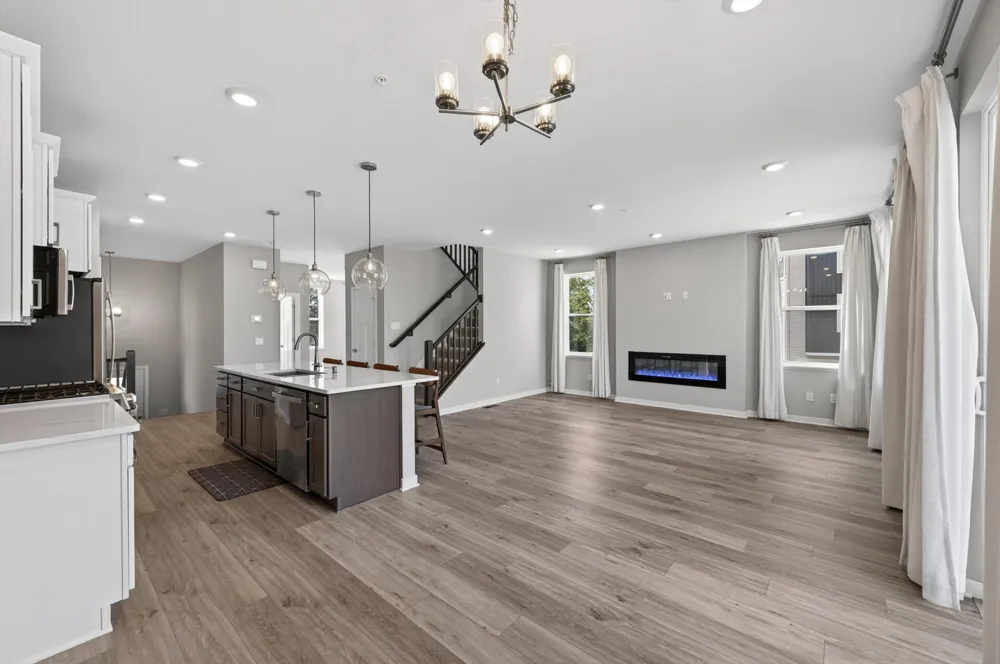 1546 Timberwood Lane West Saint Paul, MN 55118