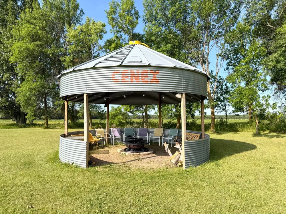 28707 350th Avenue Roseau, MN 56751
