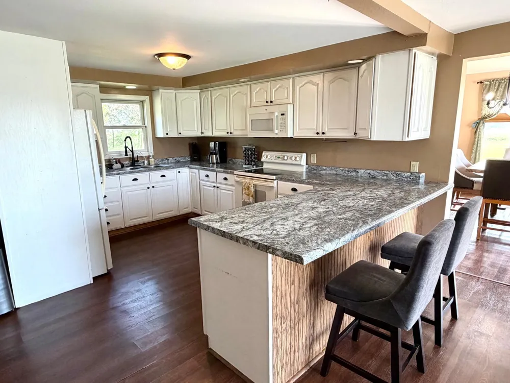 28707 350th Avenue Roseau, MN 56751