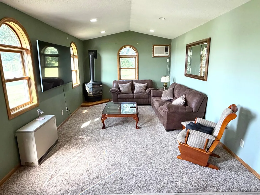 28707 350th Avenue Roseau, MN 56751