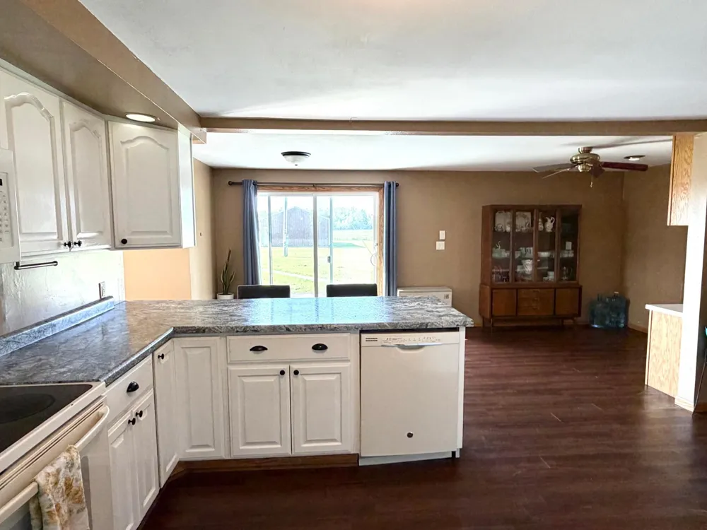 28707 350th Avenue Roseau, MN 56751