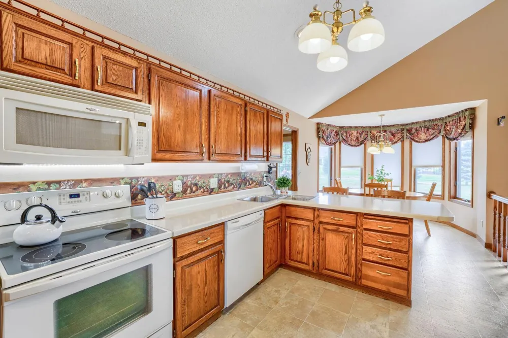 1411 Ridgewood Court Hastings, MN 55033