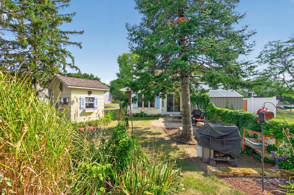 16614 Terrey Pine Drive Eden Prairie, MN 55347