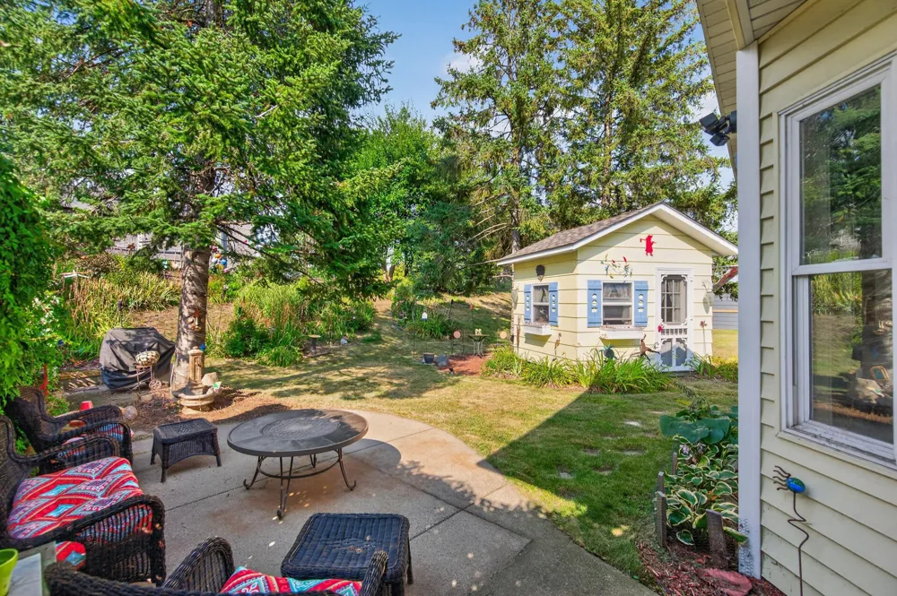 16614 Terrey Pine Drive Eden Prairie, MN 55347