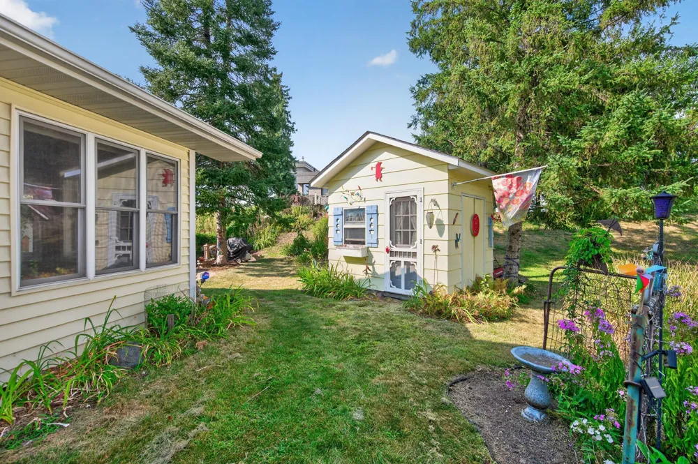 16614 Terrey Pine Drive Eden Prairie, MN 55347