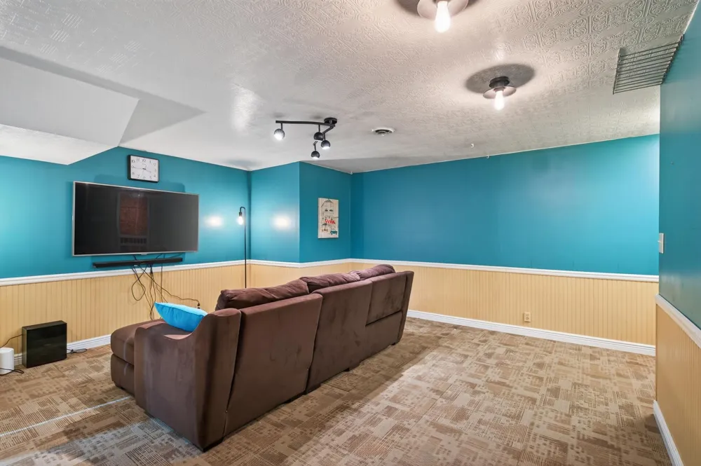 16614 Terrey Pine Drive Eden Prairie, MN 55347