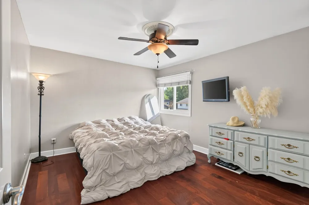 16614 Terrey Pine Drive Eden Prairie, MN 55347