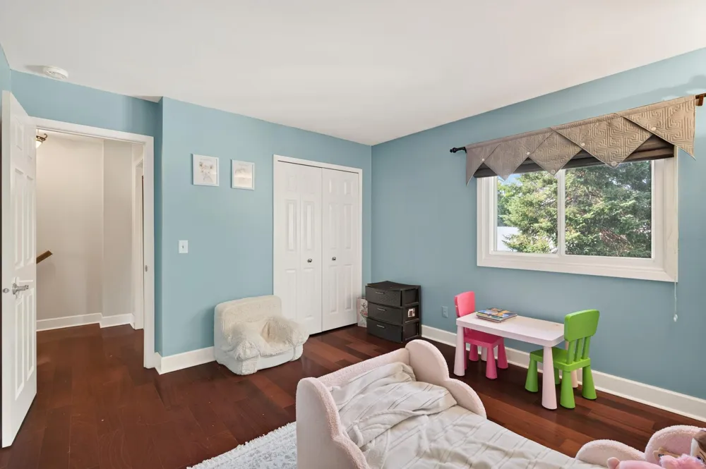 16614 Terrey Pine Drive Eden Prairie, MN 55347