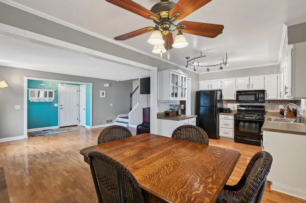 16614 Terrey Pine Drive Eden Prairie, MN 55347