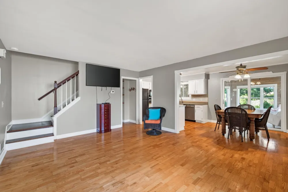 16614 Terrey Pine Drive Eden Prairie, MN 55347