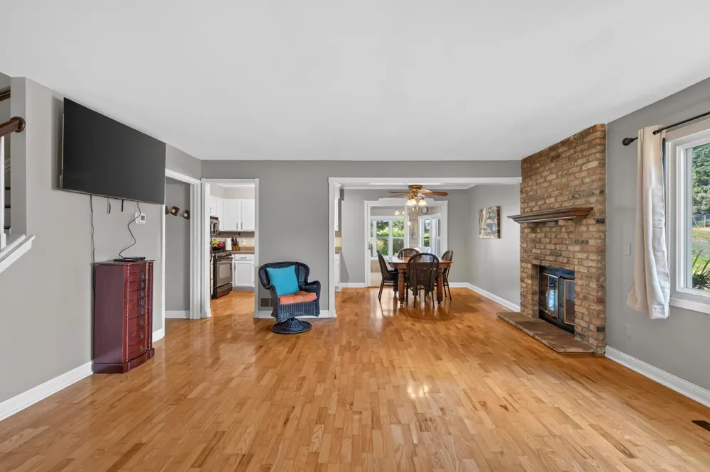 16614 Terrey Pine Drive Eden Prairie, MN 55347