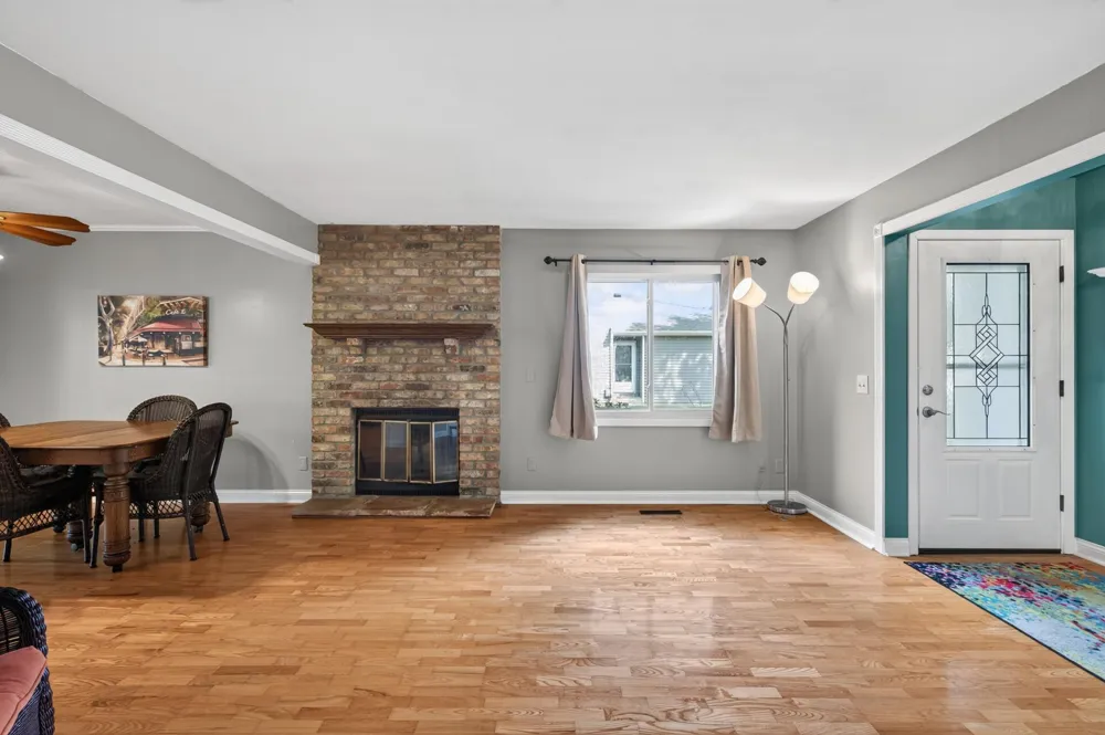 16614 Terrey Pine Drive Eden Prairie, MN 55347