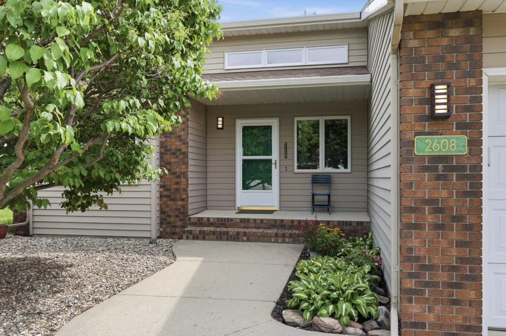 2608 25th Avenue S Fargo, ND 58103