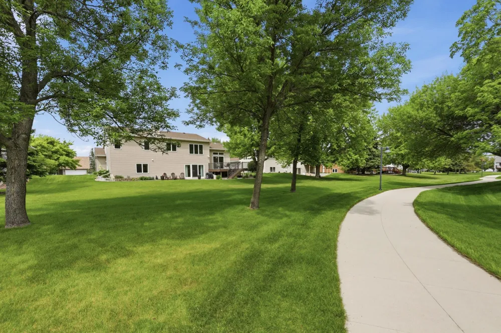 2608 25th Avenue S Fargo, ND 58103