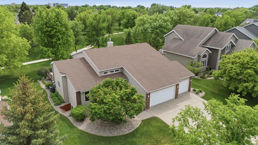 2608 25th Avenue S Fargo, ND 58103