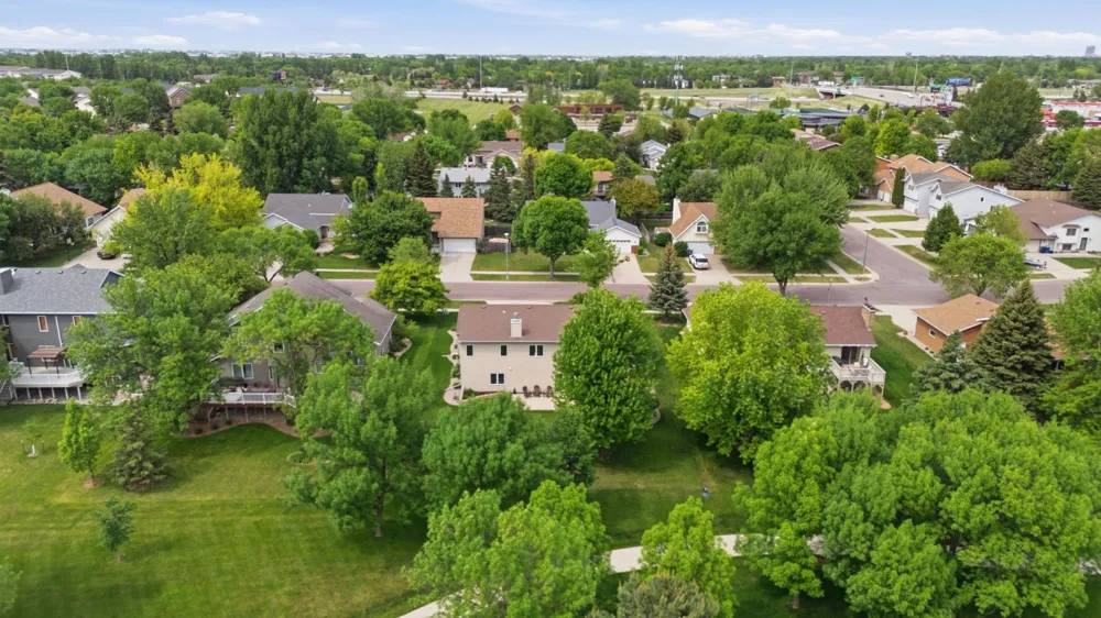 2608 25th Avenue S Fargo, ND 58103