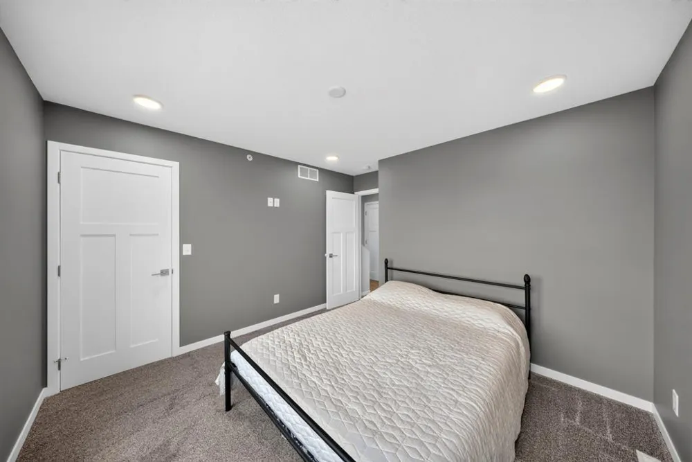 1843 Daniel Lane NE Stewartville, MN 55976