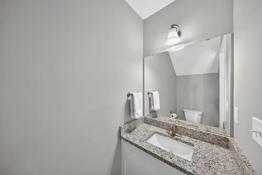 1843 Daniel Lane NE Stewartville, MN 55976