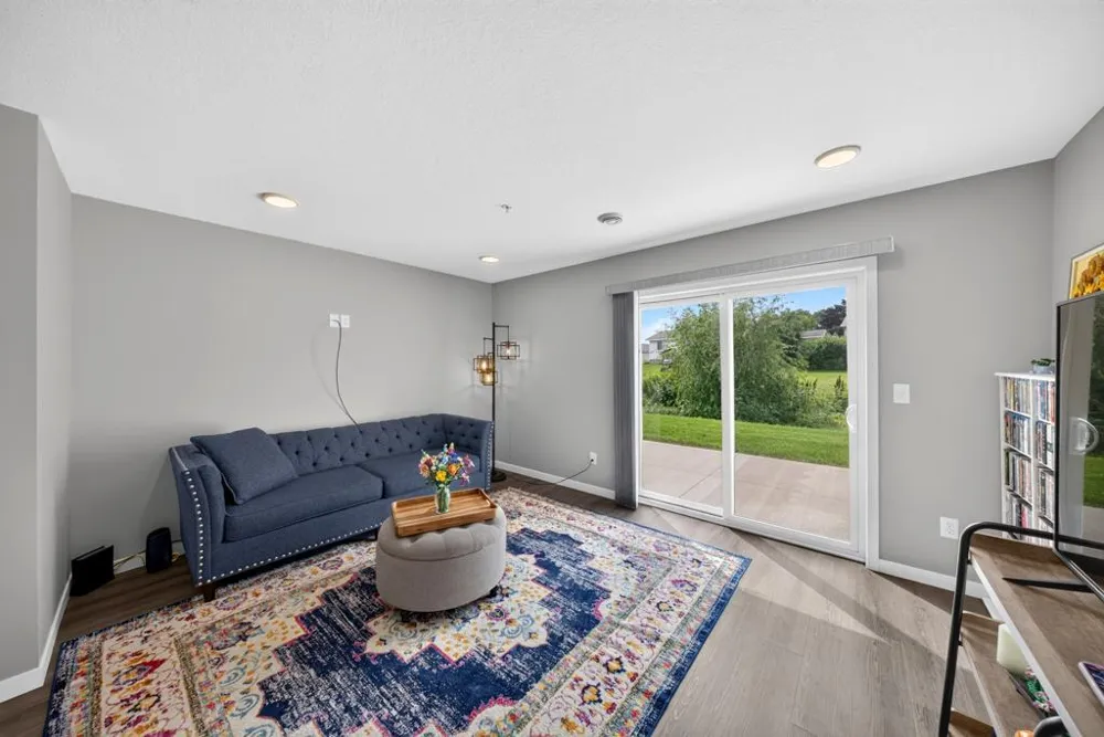 1843 Daniel Lane NE Stewartville, MN 55976