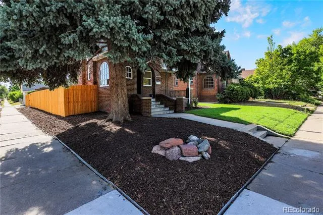 2590 Grape Street Denver, CO 80207