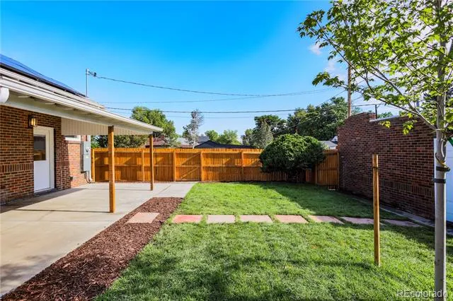2590 Grape Street Denver, CO 80207