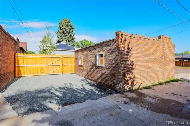 2590 Grape Street Denver, CO 80207