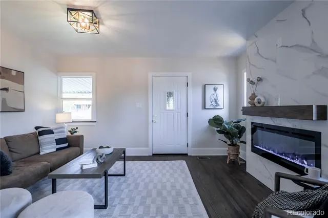 2590 Grape Street Denver, CO 80207