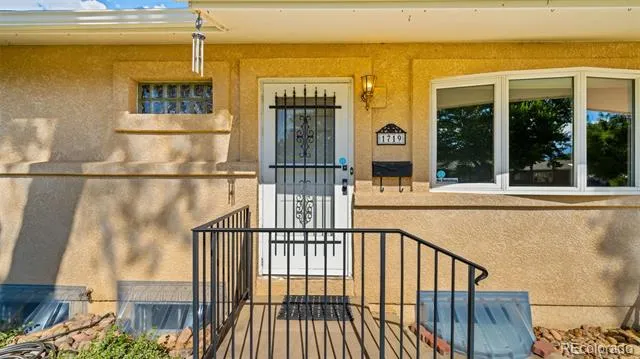 1719 Wynkoop Drive Colorado Springs, CO 80909