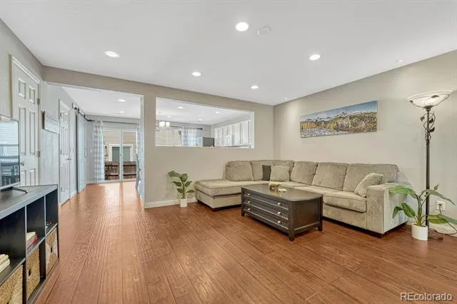 7832 S Kittredge Circle Englewood, CO 80112