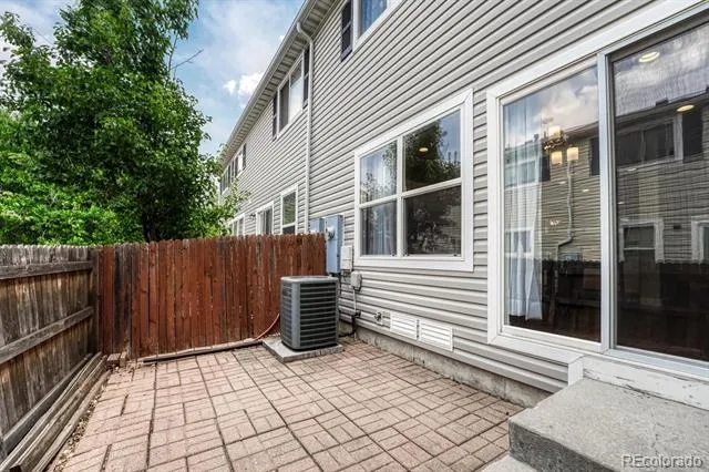 7832 S Kittredge Circle Englewood, CO 80112