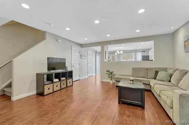 7832 S Kittredge Circle Englewood, CO 80112