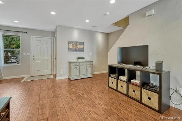 7832 S Kittredge Circle Englewood, CO 80112