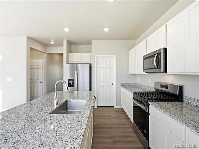 4644 Rabbitbrush Street Johnstown, CO 80534