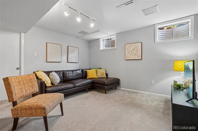 6766 Audubon Avenue Niwot, CO 80503