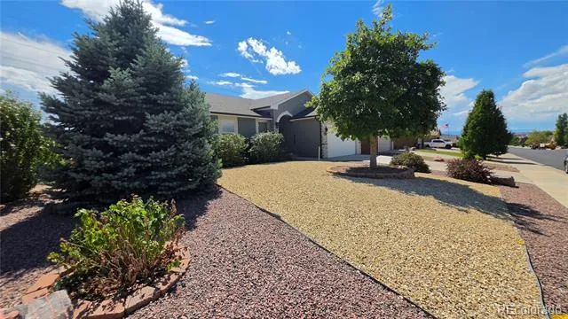 2224 Crestwood Lane Pueblo, CO 81008