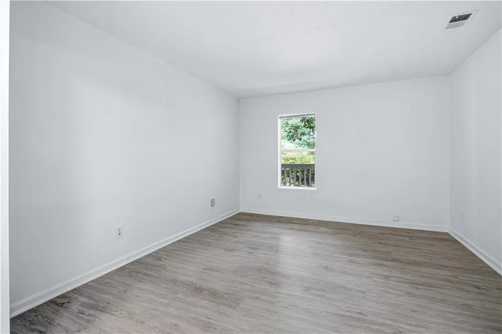 2052 Brian Way Decatur, GA 30033