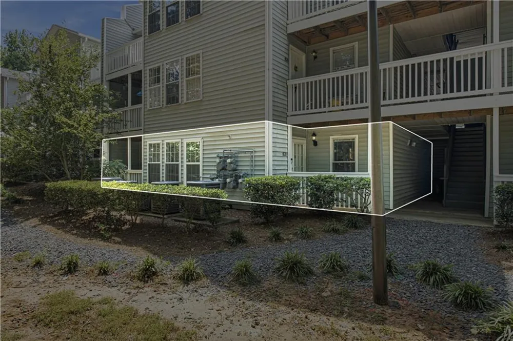 2052 Brian Way Decatur, GA 30033