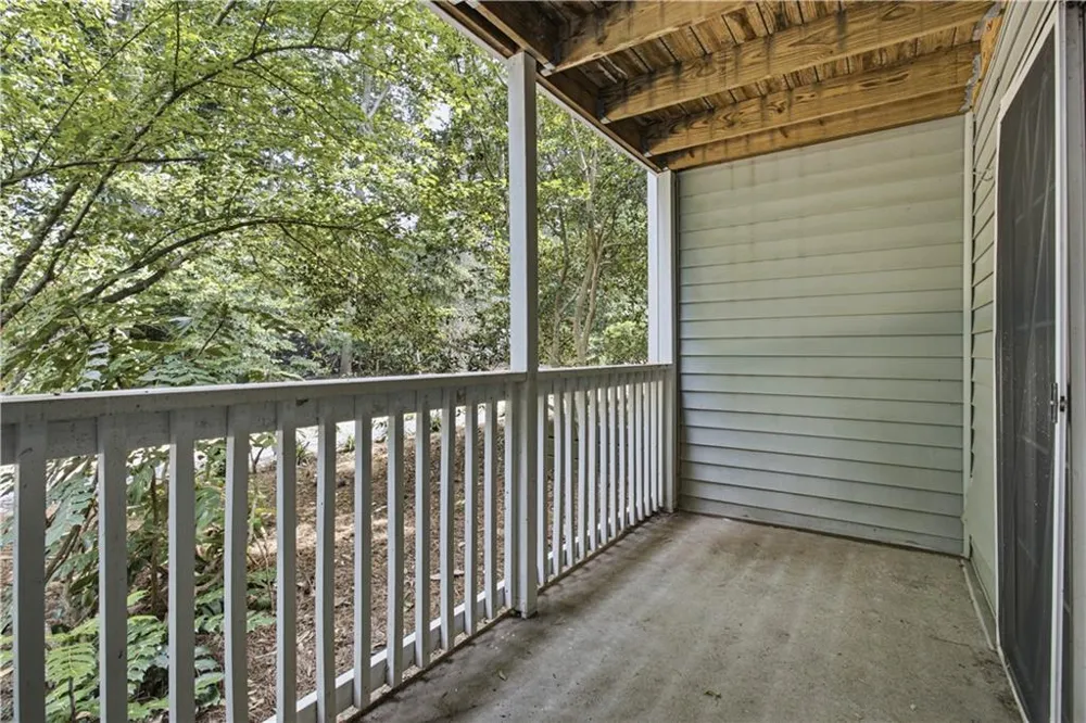 2052 Brian Way Decatur, GA 30033