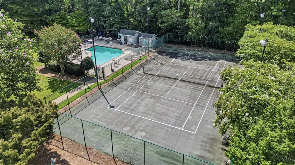 2052 Brian Way Decatur, GA 30033