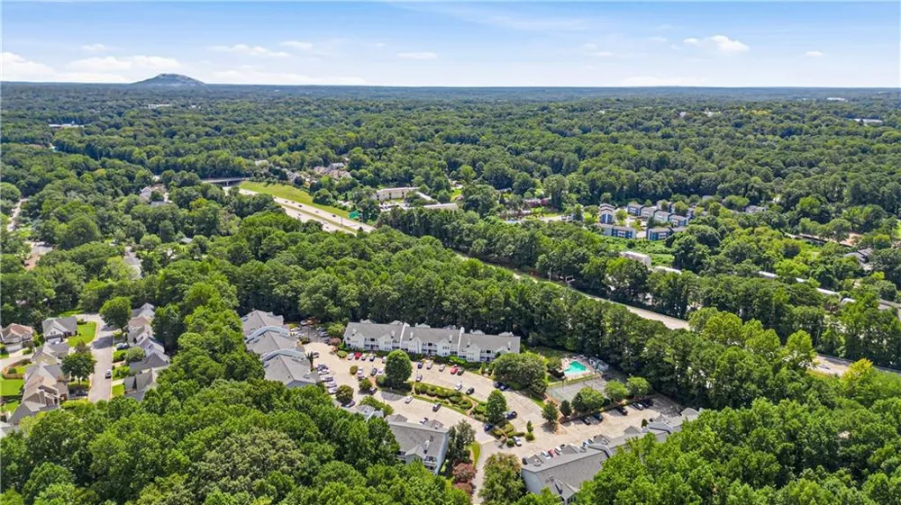 2052 Brian Way Decatur, GA 30033
