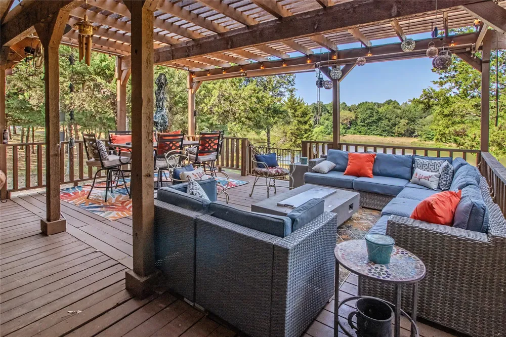230 COUNTY ROAD 2434 Sulphur Springs, TX 75482
